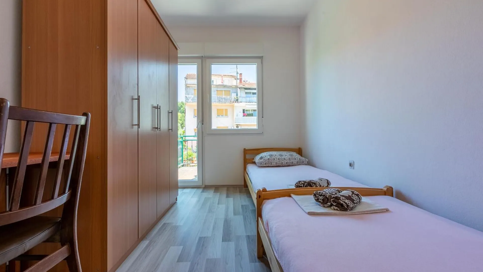 Apartments Mare Πούλα