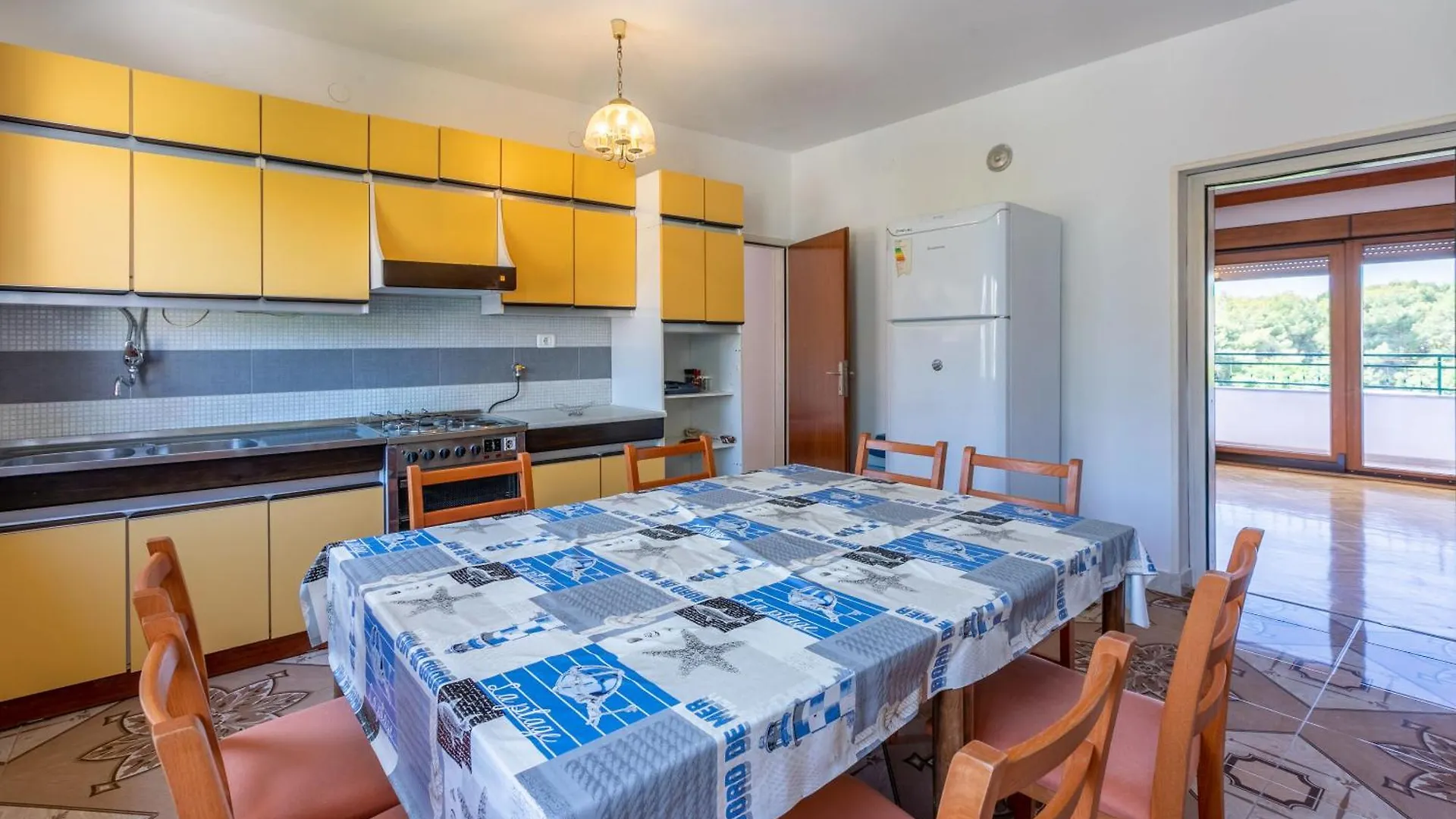 Apartments Mare Πούλα
